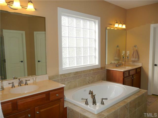 2062 Hopeton Avenue Raleigh, NC 27614 - Photo 16 of 25 Photo 16
