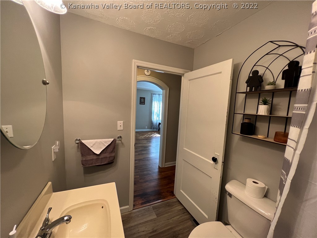 437 Ripley Road Point Pleasant, WV 25550 - Photo 20 of 29 bathroom
