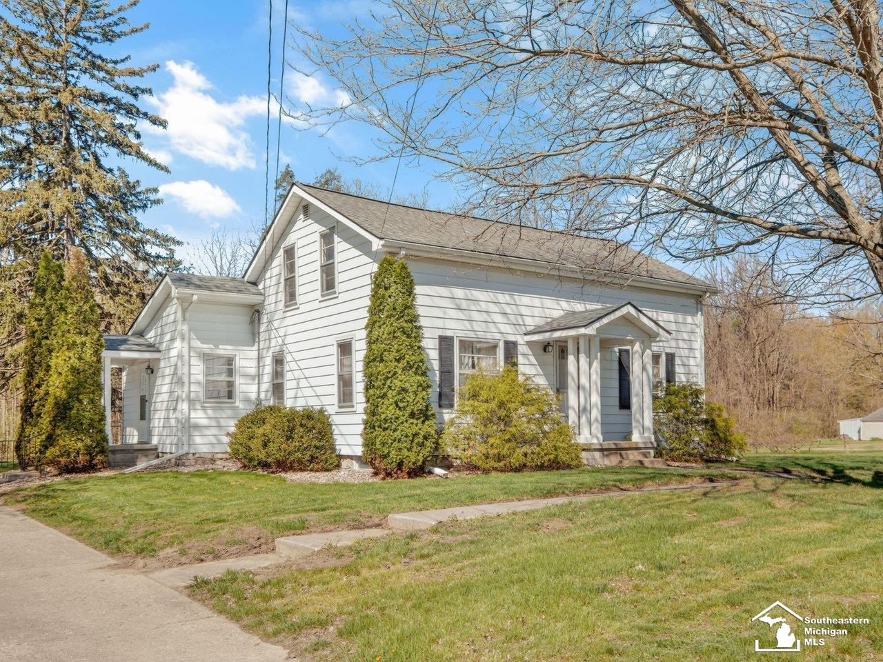 10757 Summerfield Road Temperance, MI 48182 - Photo 2 of 66