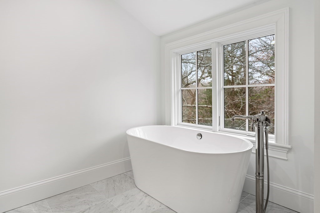 137 Intervale Road Newton, MA 02467 - Photo 18 of 41