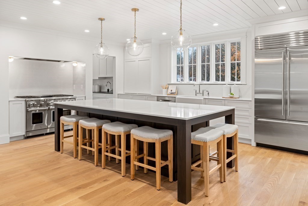 137 Intervale Road Newton, MA 02467 - Photo 7 of 41