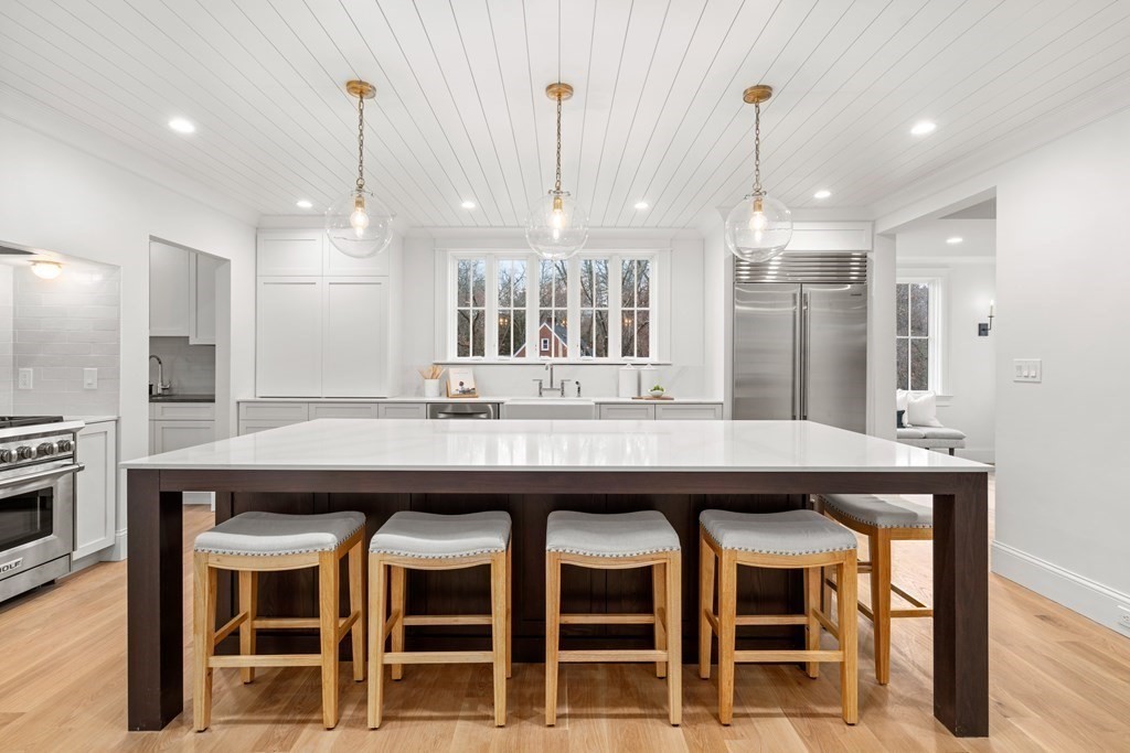 137 Intervale Road Newton, MA 02467 - Photo 8 of 41