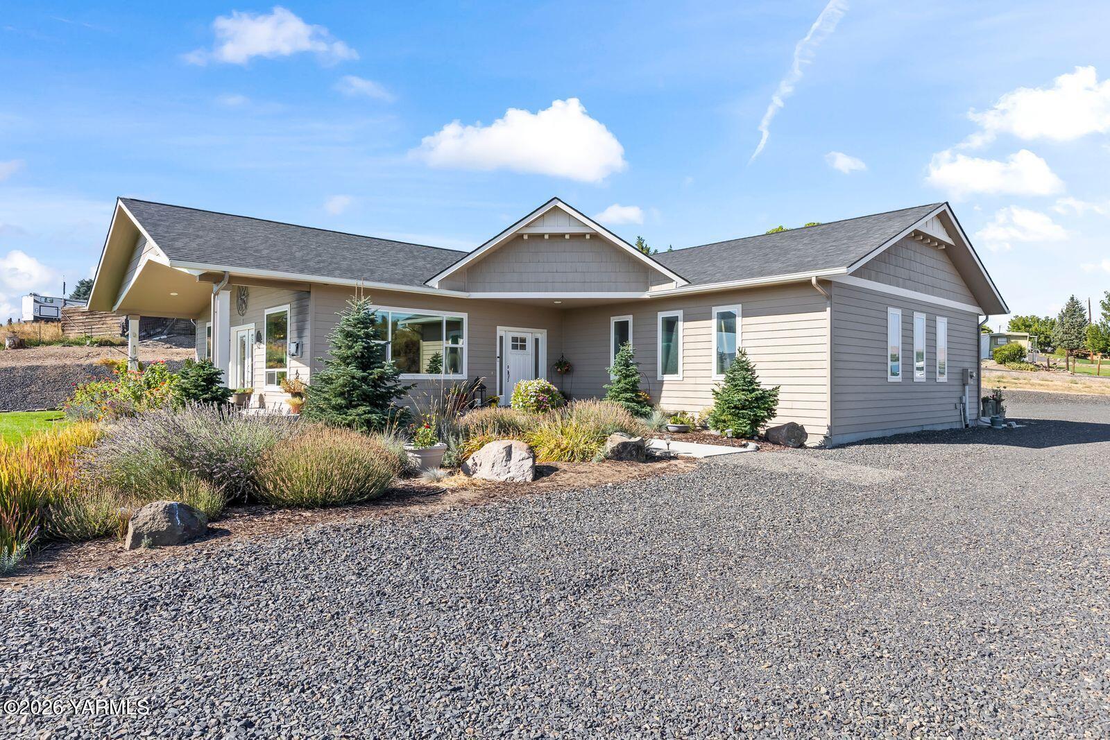 801 Lancaster Road Selah, WA 98942 - Photo 1 of 22 801 Lancaster Rd001