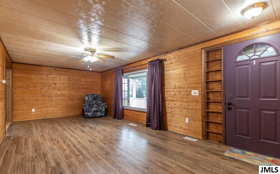 12775 Musbach Road Stockbridge, MI 49285 - Photo 4 of 25 Photo 4