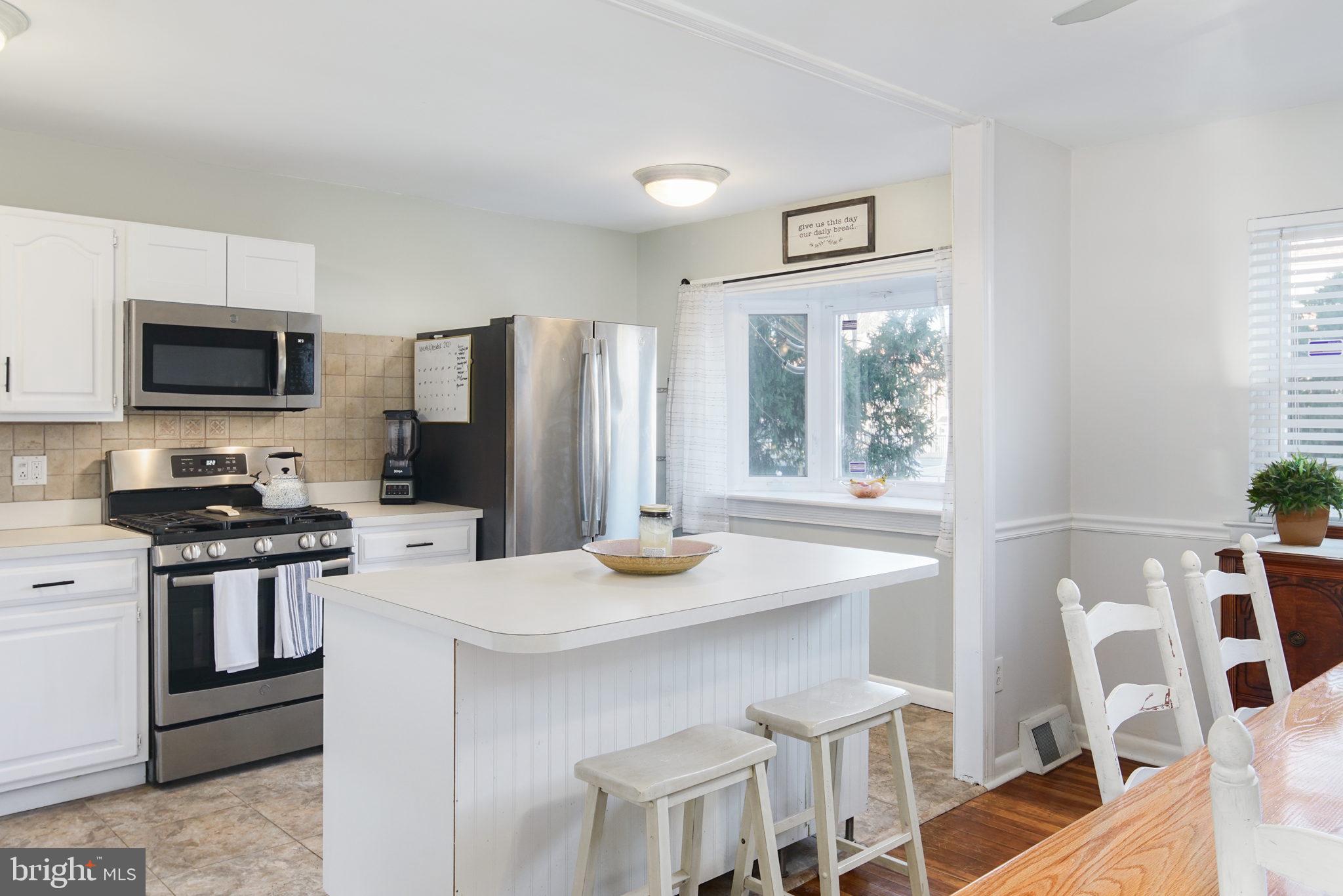 12700 Elnora Road Philadelphia, PA 19154 - Photo 12 of 35