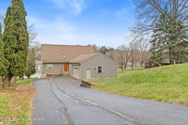 $679,900 | 614 Wynonah Drive, Auburn, PA 17922