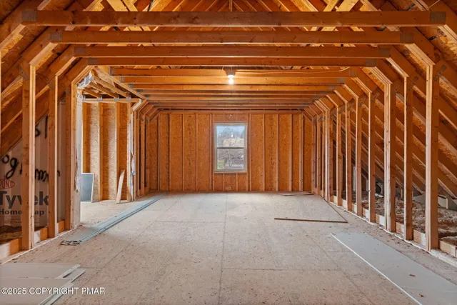 $679,900 | 614 Wynonah Drive, Auburn, PA 17922