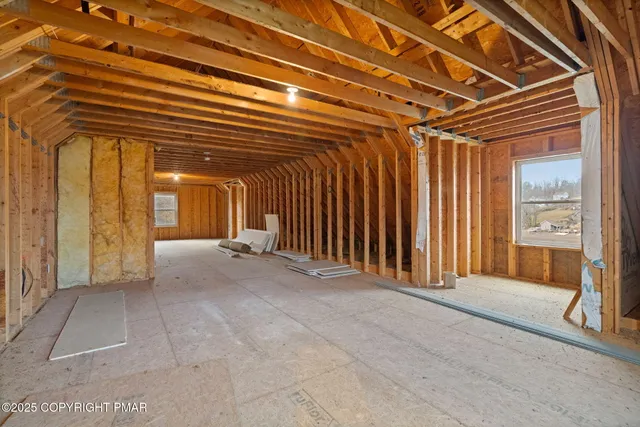 $679,900 | 614 Wynonah Drive, Auburn, PA 17922