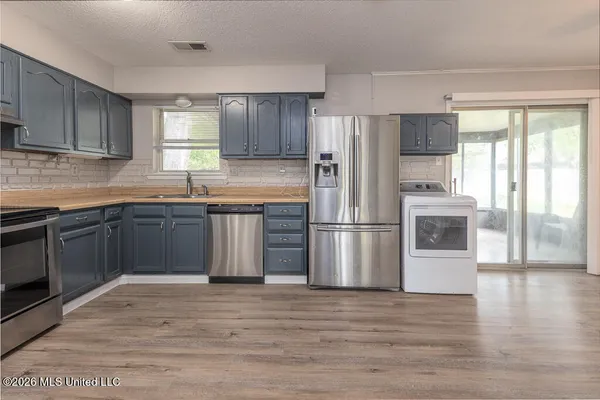 $204,900 | 2940 Brook Cove, Horn Lake, MS 38637