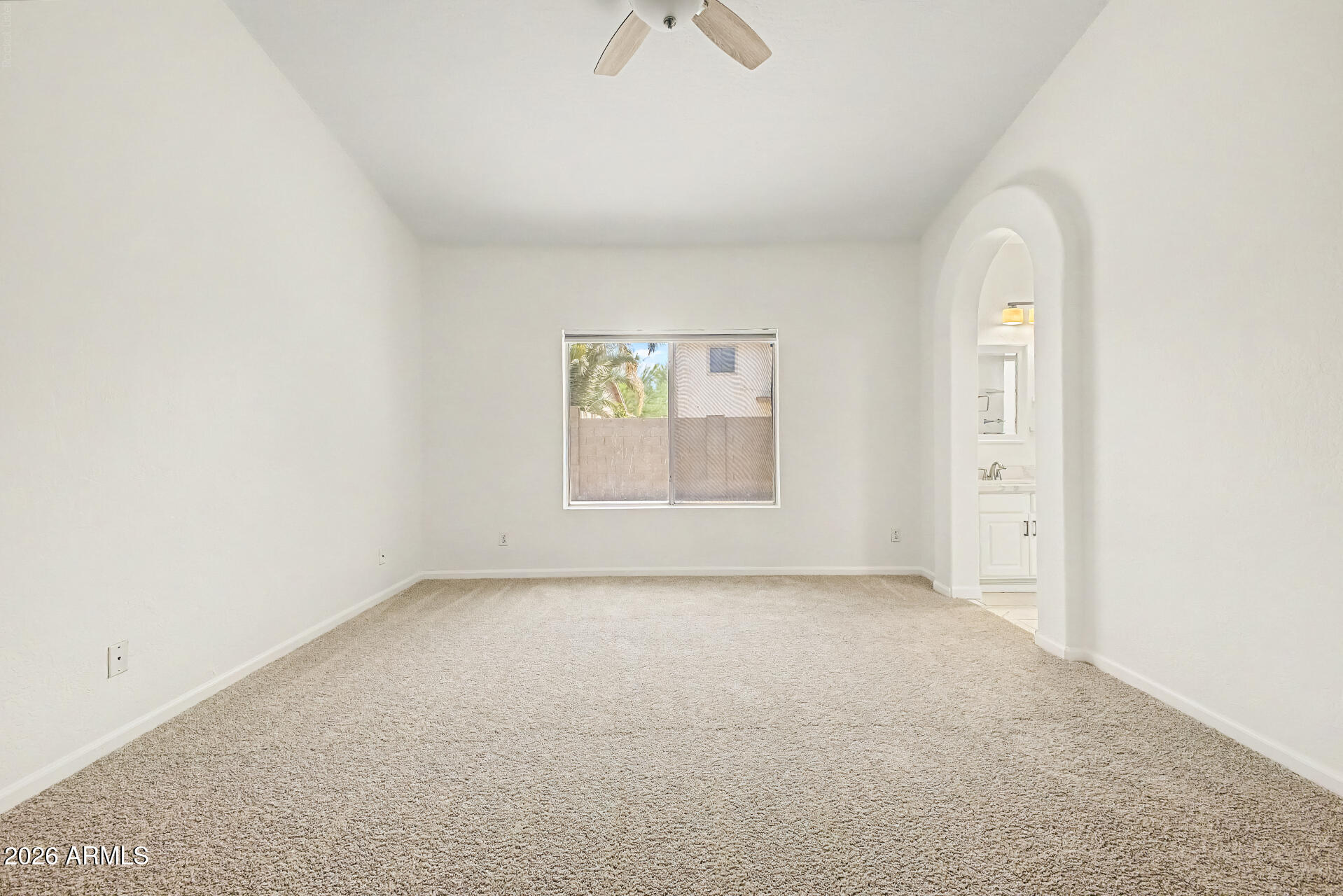 655 West Silver Creek Road Gilbert, AZ 85233 - Photo 16 of 40 17 Silver Creek