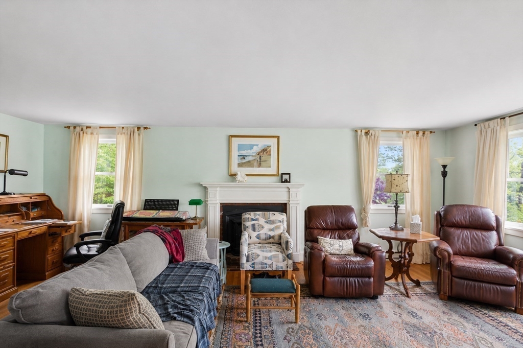 177 West Tisbury Road Edgartown, MA 02539 - Photo 7 of 14