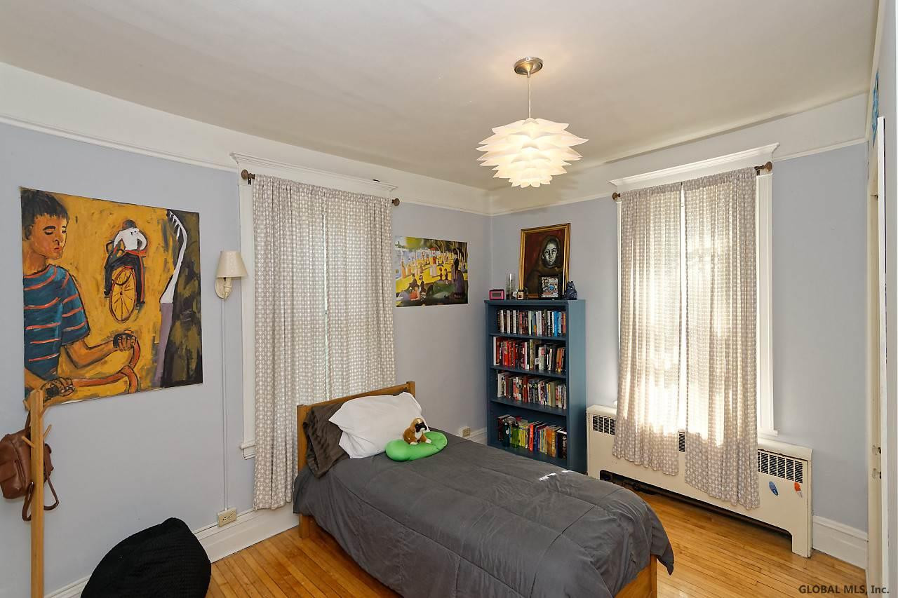 1172 Rugby Road Schenectady, NY 12308 - Photo 27 of 43 Photo 27
