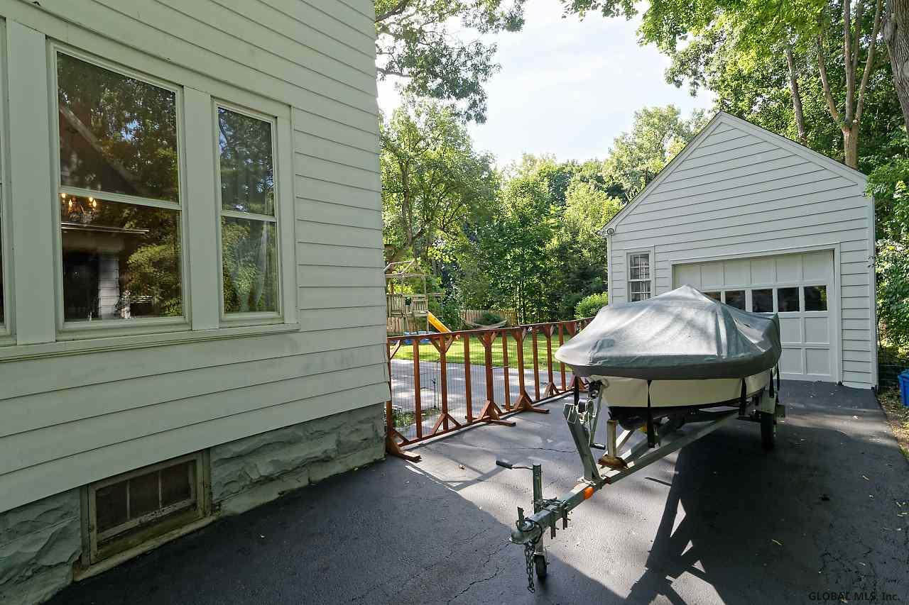 1172 Rugby Road Schenectady, NY 12308 - Photo 36 of 43 Photo 36
