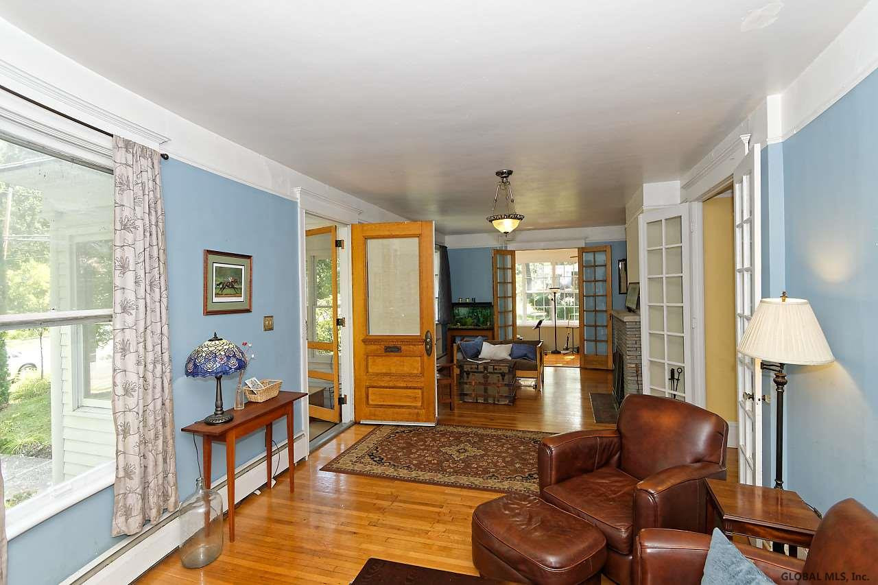 1172 Rugby Road Schenectady, NY 12308 - Photo 8 of 43 Photo 8