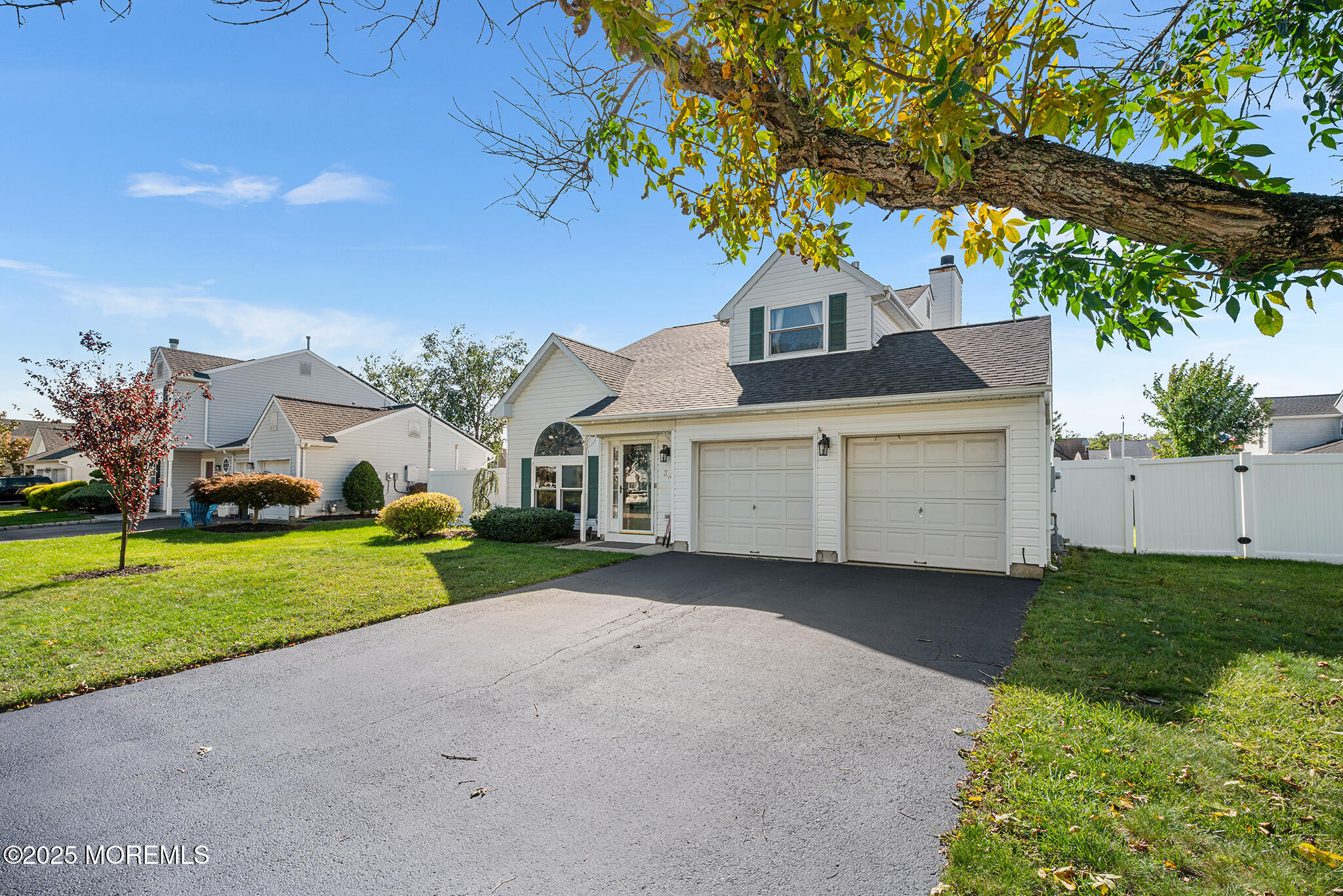 33 Bryce Canyon Road Howell, NJ 07731 - Photo 4 of 44 a front view of house with yard and green space