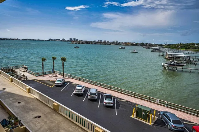 $2,500 | 100 Bluff View Drive, Unit 306C, Belleair Bluffs, FL 33770