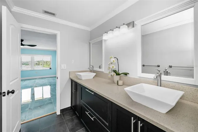 $2,500 | 100 Bluff View Drive, Unit 306C, Belleair Bluffs, FL 33770