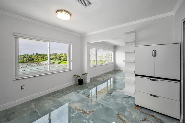 $2,500 | 100 Bluff View Drive, Unit 306C, Belleair Bluffs, FL 33770