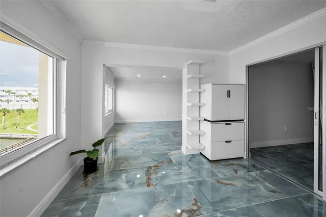 $2,500 | 100 Bluff View Drive, Unit 306C, Belleair Bluffs, FL 33770