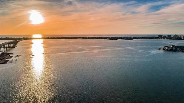 $2,500 | 100 Bluff View Drive, Unit 306C, Belleair Bluffs, FL 33770