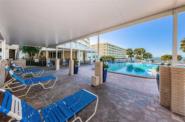 $2,500 | 100 Bluff View Drive, Unit 306C, Belleair Bluffs, FL 33770