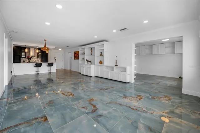 $2,500 | 100 Bluff View Drive, Unit 306C, Belleair Bluffs, FL 33770