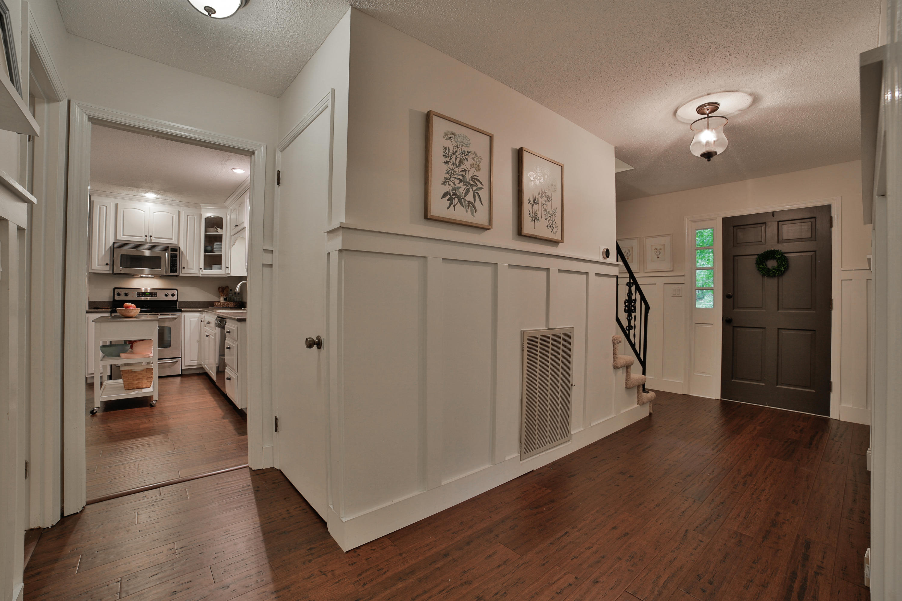 5618 Cold Springs Road Hixson, TN 37343 - Photo 16 of 30 entry way