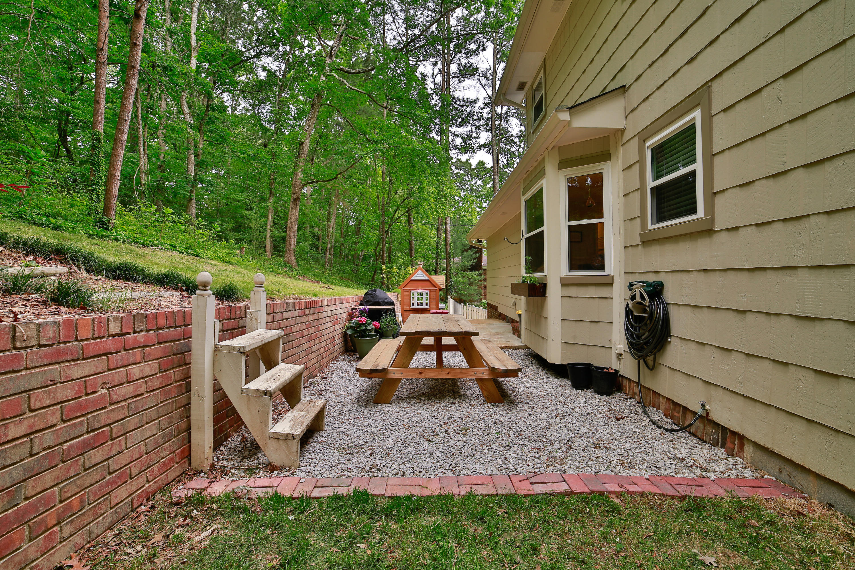 5618 Cold Springs Road Hixson, TN 37343 - Photo 28 of 30 back picnic area
