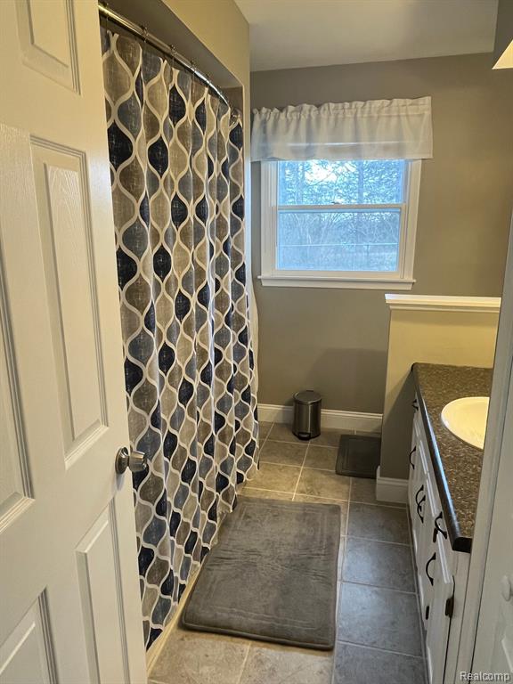 3497 Lahring Road Linden, MI 48451 - Photo 14 of 19 Gallery Image 14