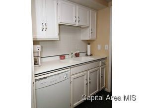 31 Country Place Springfield, IL 62703 - Photo 17 of 24