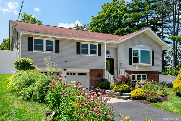 $799,500 | 4 Cooper Drive, Ossining, NY 10562