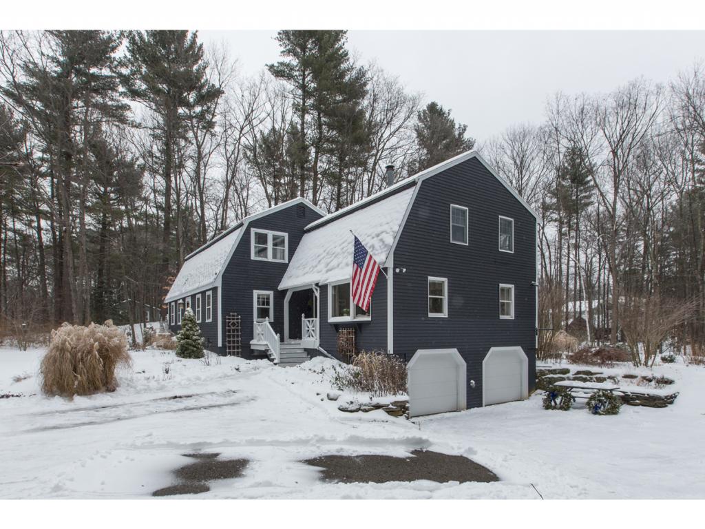 7 Sawyer Road Hampstead, NH 03841 - Photo 2 of 31