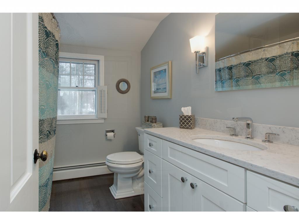 7 Sawyer Road Hampstead, NH 03841 - Photo 16 of 31