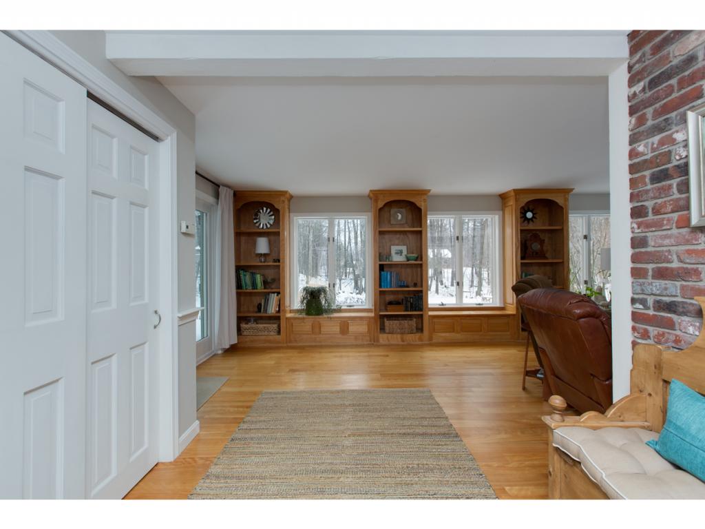 7 Sawyer Road Hampstead, NH 03841 - Photo 3 of 31
