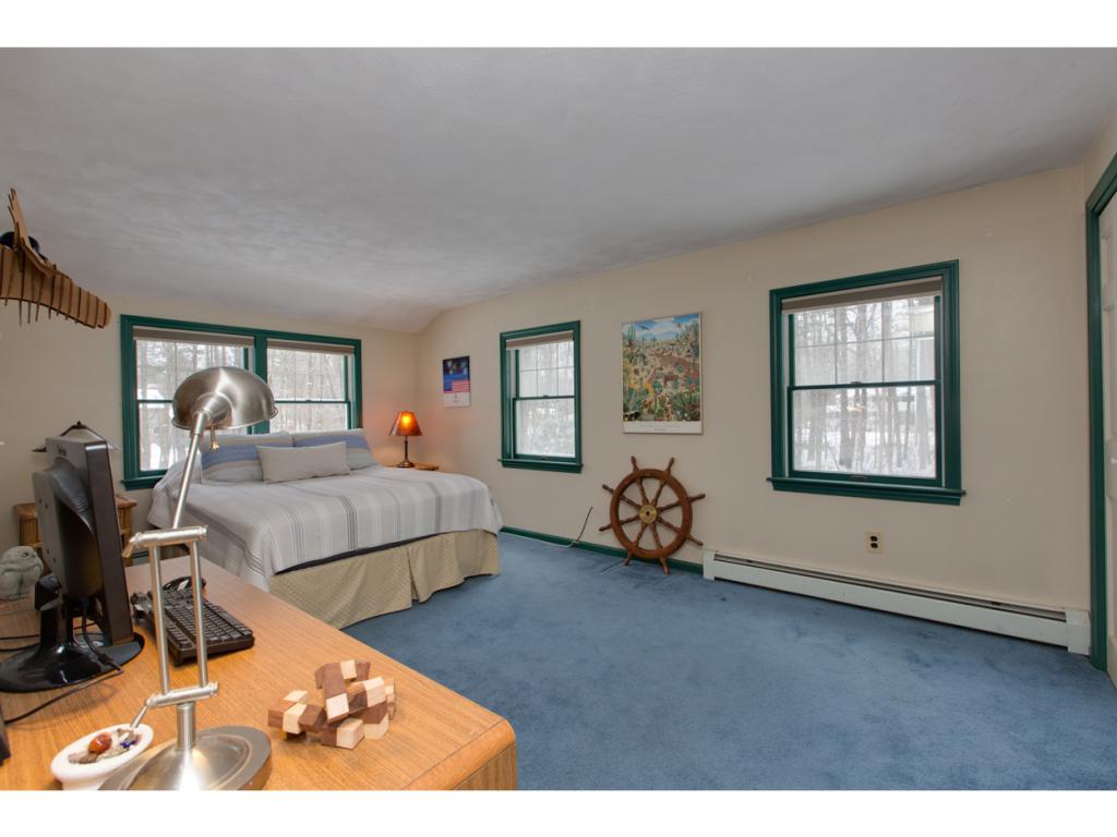 7 Sawyer Road Hampstead, NH 03841 - Photo 22 of 31
