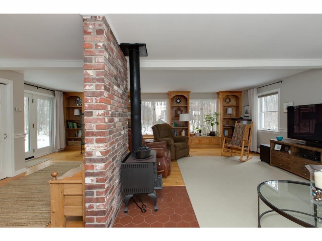 7 Sawyer Road Hampstead, NH 03841 - Photo 5 of 31