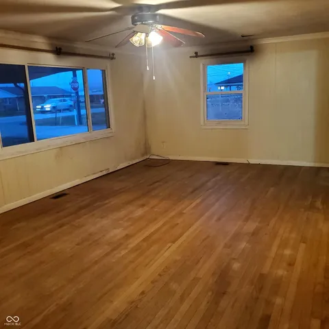 $129,900 | 1022 West Raymond Street, Brownstown, IN 47220