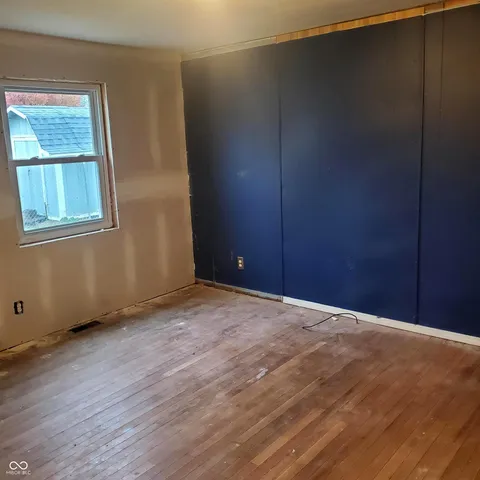 $129,900 | 1022 West Raymond Street, Brownstown, IN 47220