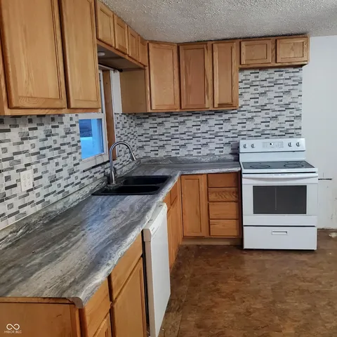 $129,900 | 1022 West Raymond Street, Brownstown, IN 47220