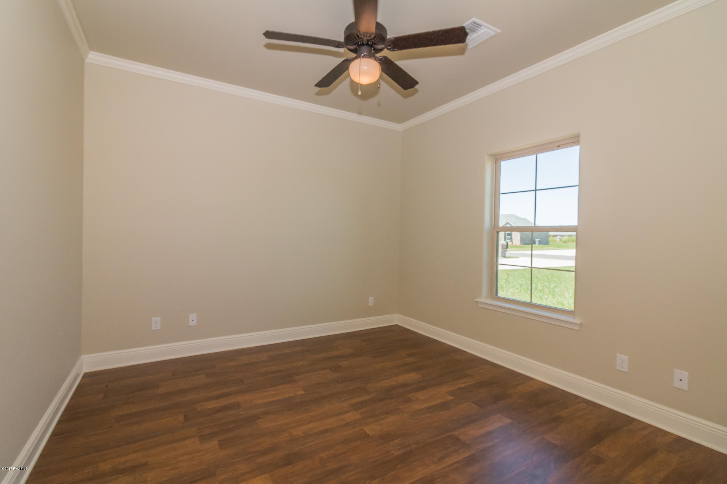 260 Country Meadows Road Church Point, LA 70525 - Photo 18 of 42 InteriorCounMed260-24