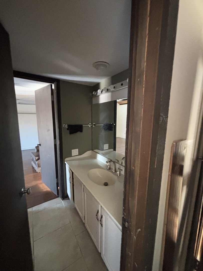 15810 Highway 173, Unit 1F Harvard, IL 60033 - Photo 20 of 33