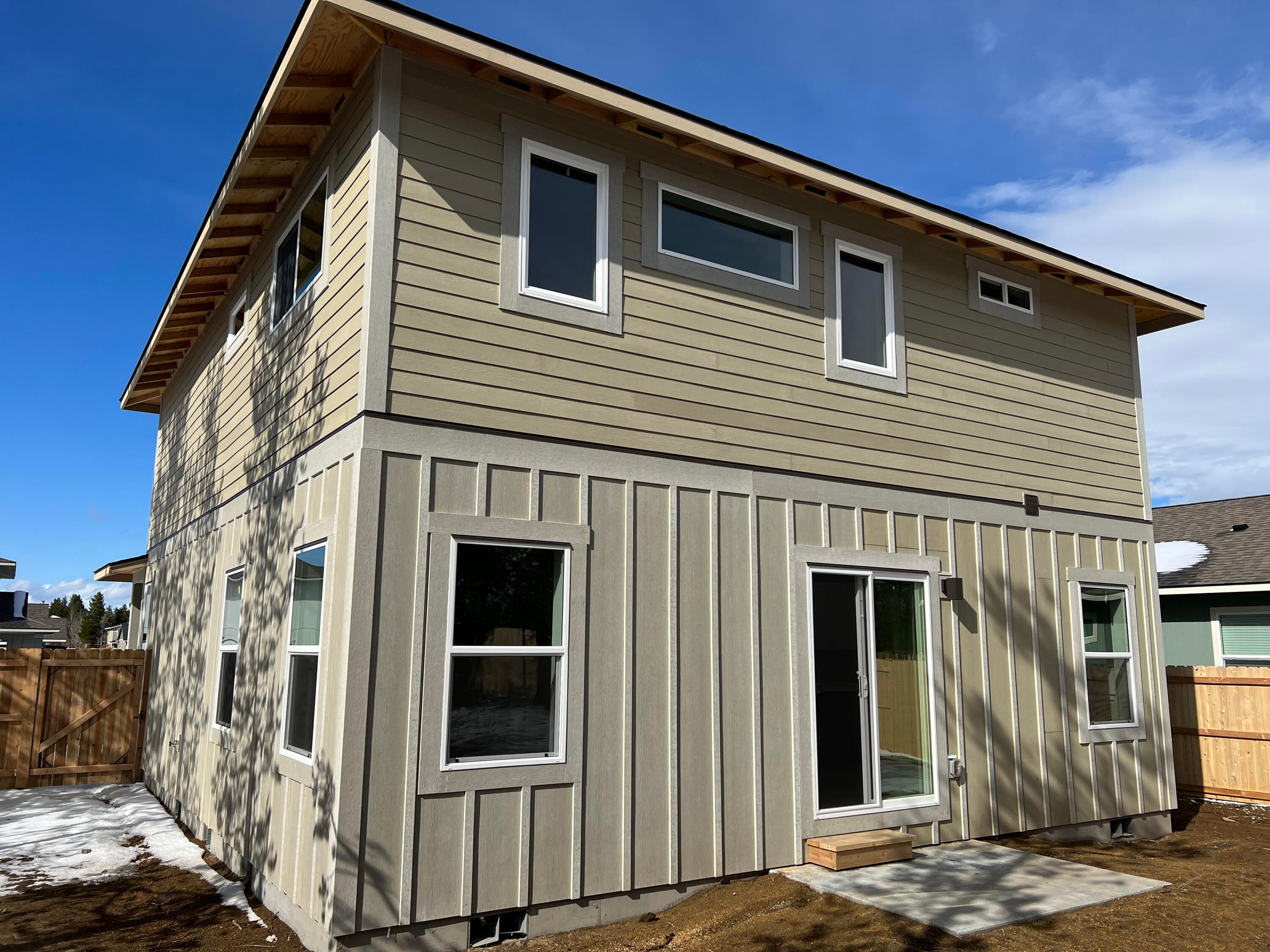 16405 Bassett Road La Pine, OR 97739 - Photo 6 of 29 IMG-2890