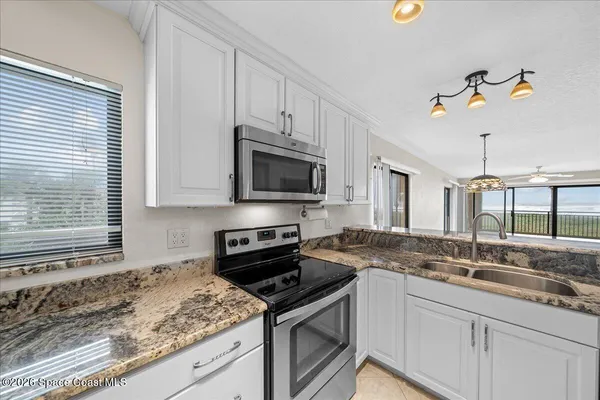 $3,050 | 555 Jackson Avenue, Unit 201, Cape Canaveral, FL 32920