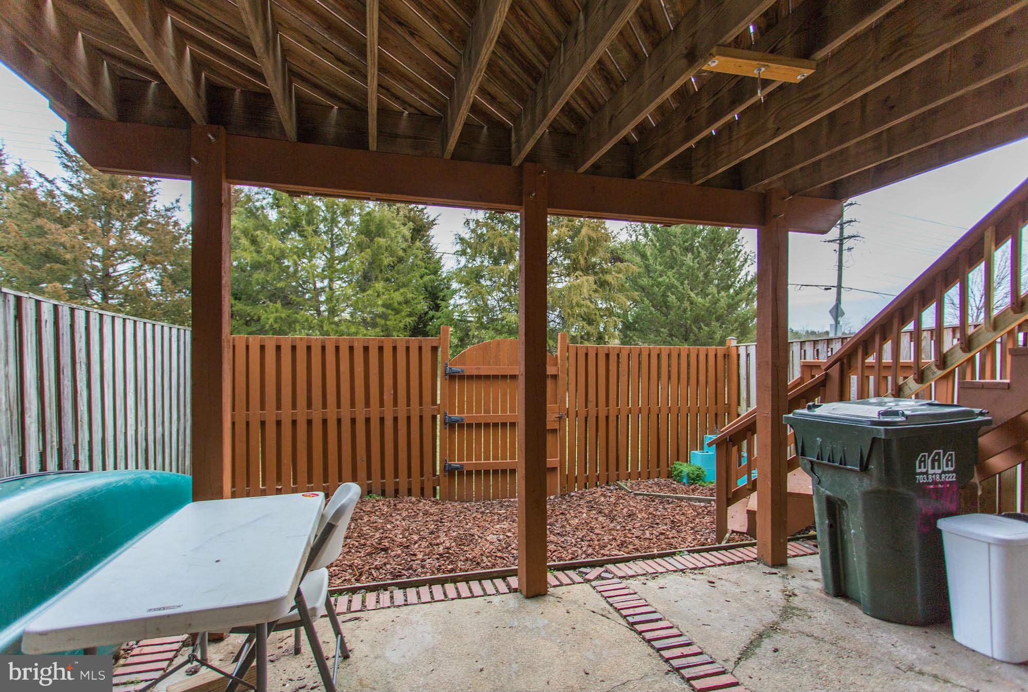 8400 Tackhouse Loop Gainesville, VA 20155 - Photo 25 of 27 Exterior (Rear)