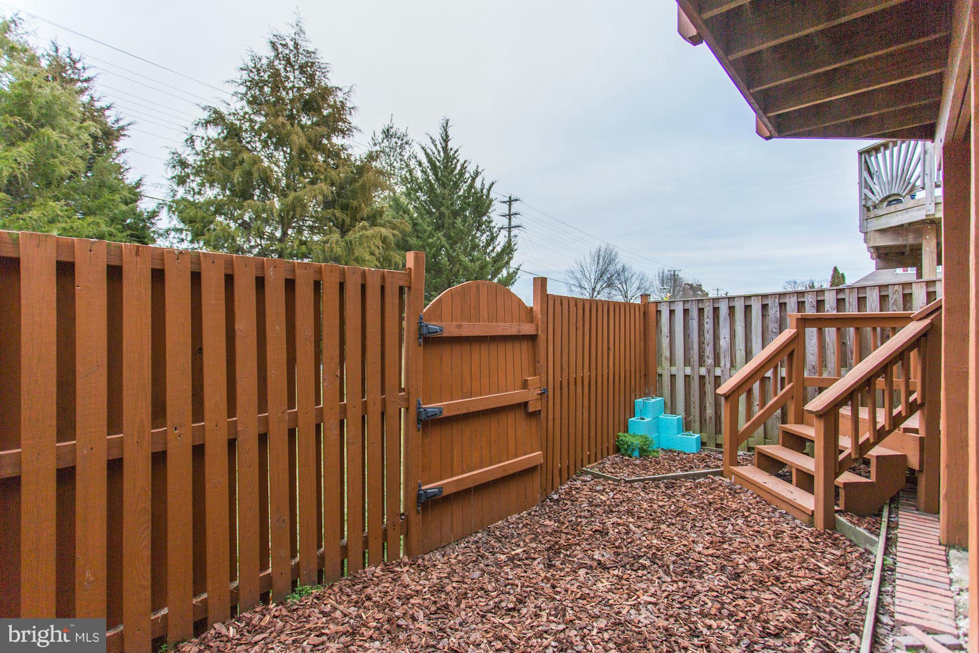 8400 Tackhouse Loop Gainesville, VA 20155 - Photo 26 of 27 Exterior (Rear)