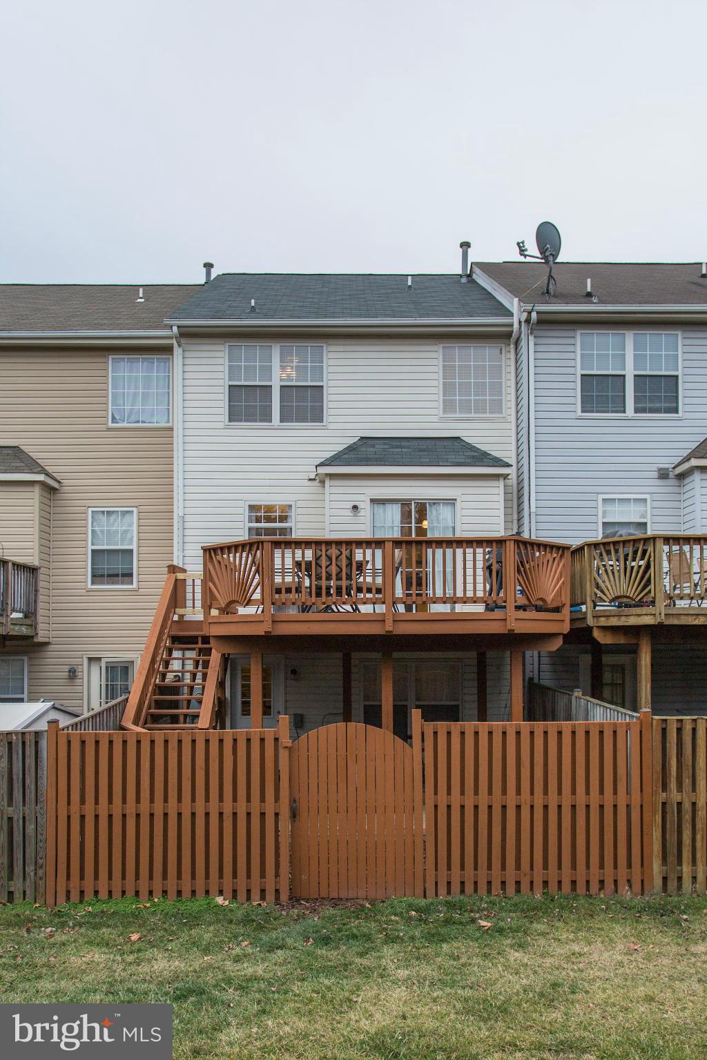 8400 Tackhouse Loop Gainesville, VA 20155 - Photo 27 of 27 Exterior (Rear)