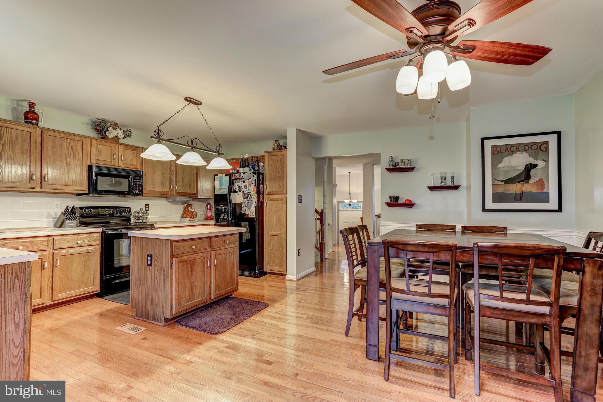 8400 Tackhouse Loop Gainesville, VA 20155 - Photo 9 of 27 Kitchen