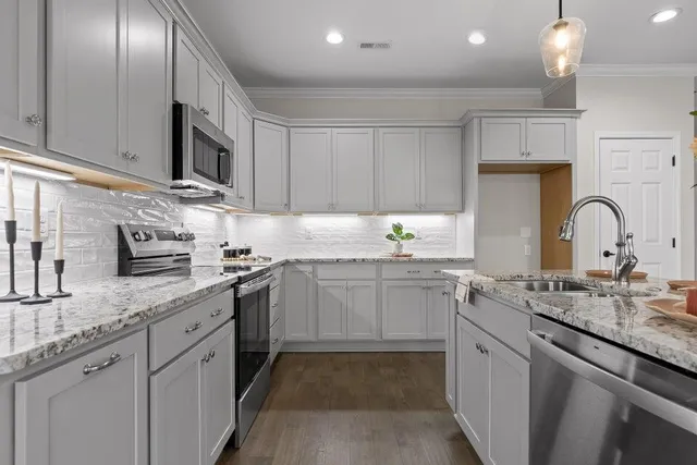 $325,000 | 9073 Dallas Hollow Road, Soddy Daisy, TN 37379