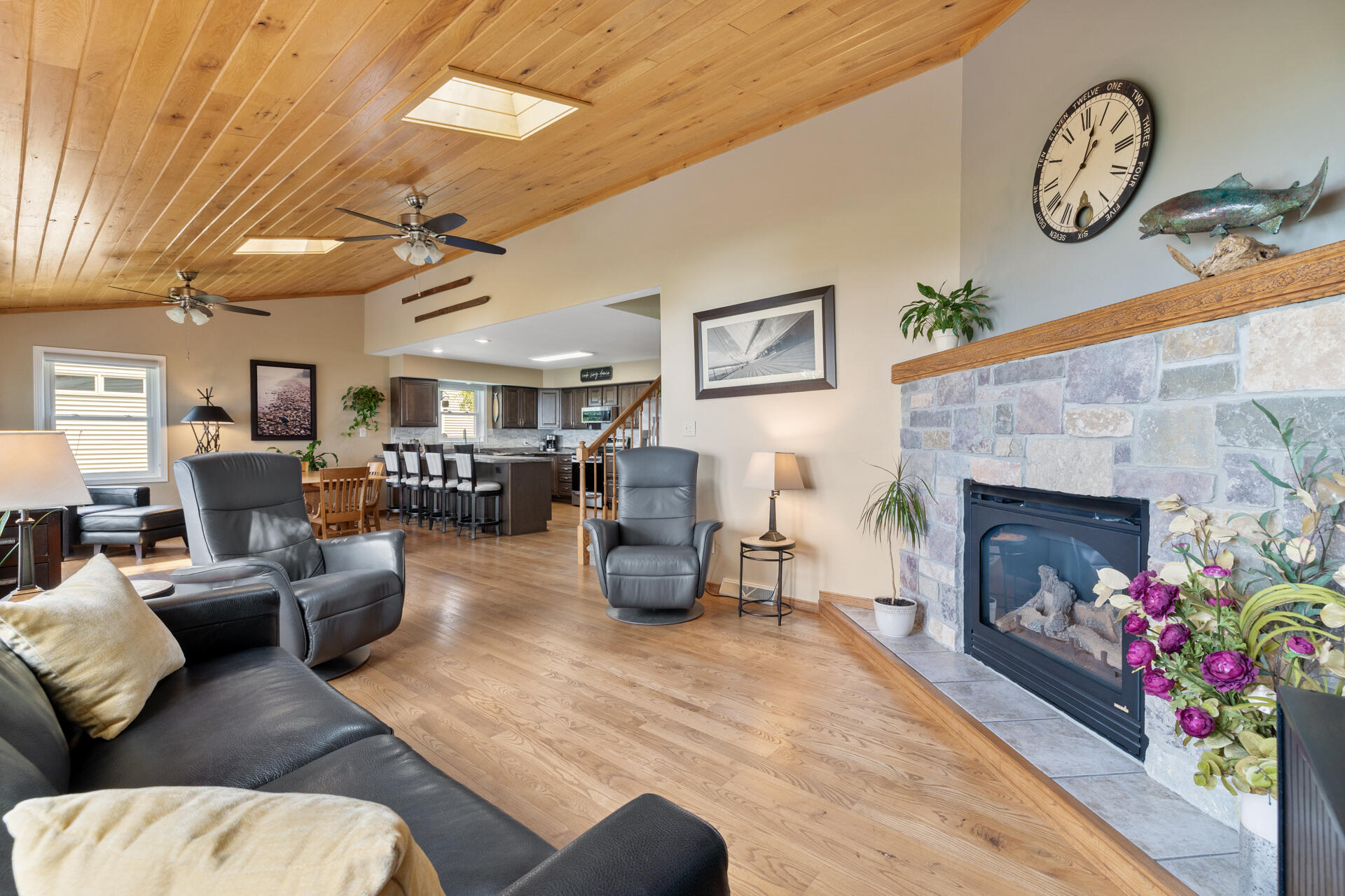 N7598 Sandy Beach Road Taycheedah, WI 54935 - Photo 34 of 34 Floor plan ideal for entertaining!