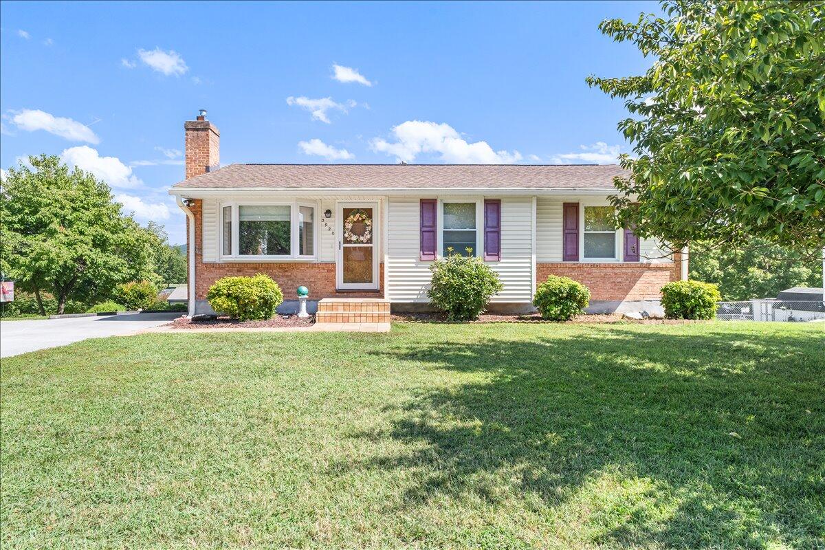 3920 Meadowlark Road Roanoke, VA 24018 - Photo 1 of 33 01-3920 Meadowlark Rd-8
